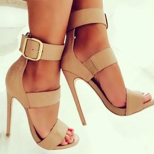 STEVE MADDEN MYSTERII HEELS